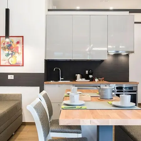 Apartment Tibi